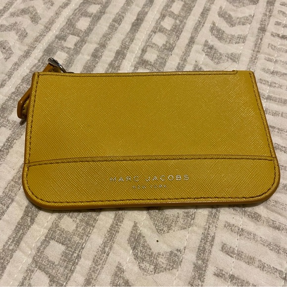 Marc Jacobs Zipper Wallet Key Pouch with Keychain - Picture 1 of 5